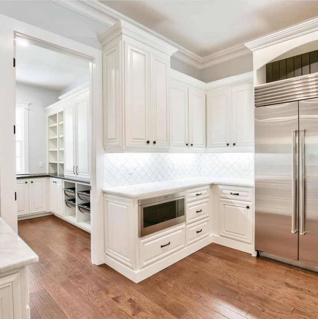 Spanaway, WA 2 Kitchen remodel by expert General Contractor Spanaway showcasing custom cabinets and countertops.